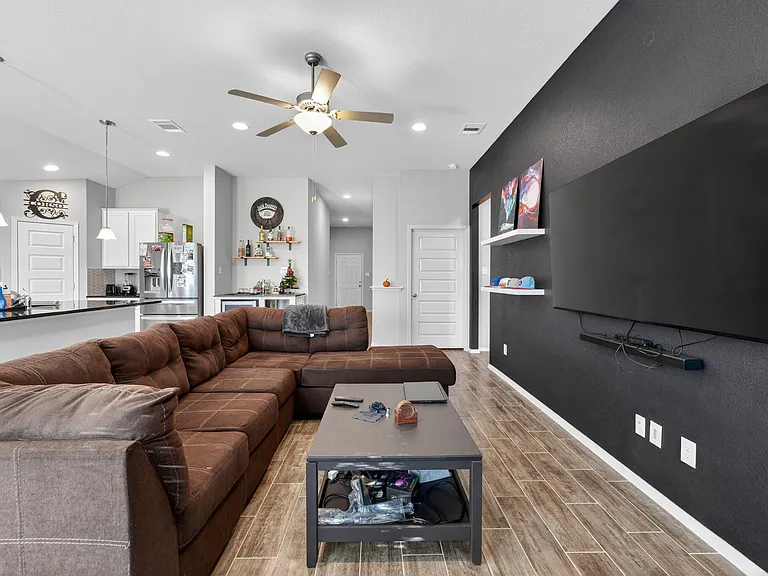20703 Ridgeview Rd — Photo 13