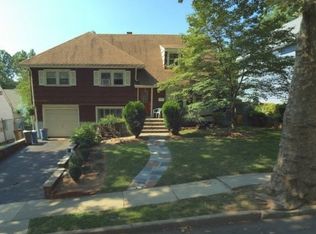 116 Schoonmaker Rd, Teaneck, NJ 07666