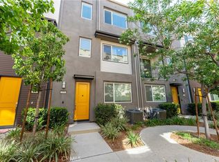 8408 N Fresco Way, Northridge, CA 91325