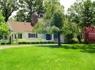 58 Nicholson Dr, Chatham, NJ
