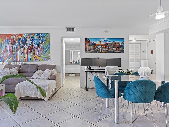 5th image of 2333 Brickell Ave APT 315