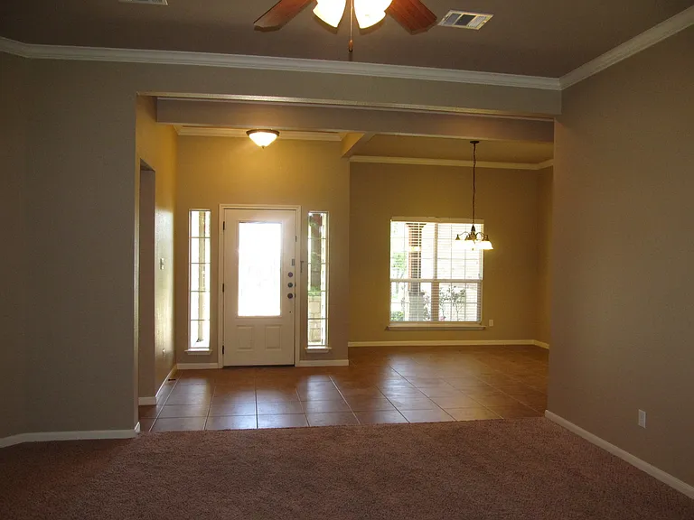 2515 Twin Ridge Ct — Photo 3