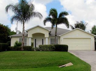 861 Evernia St, Sebastian, FL 32958