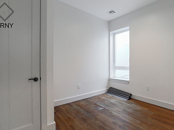 5th image of 489 Chauncey St #4B