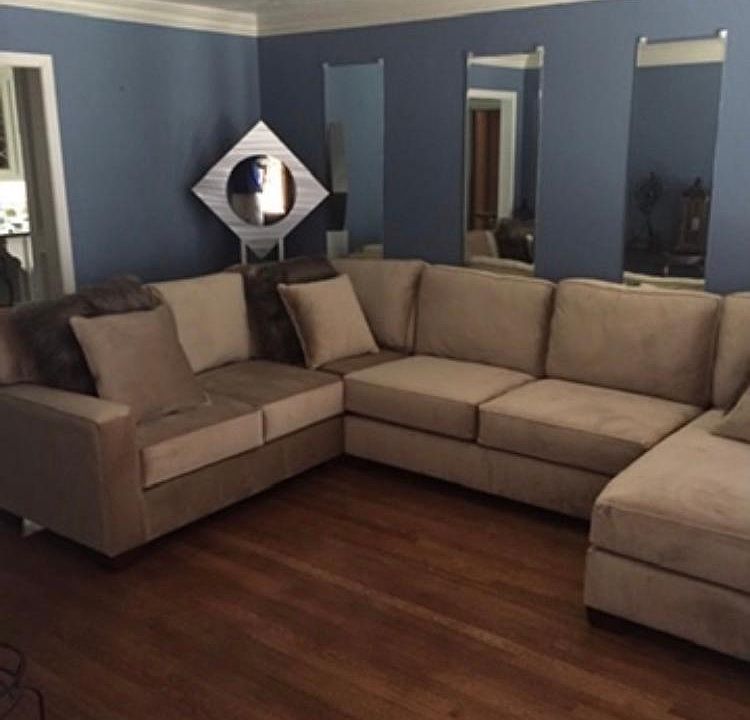 1st image of 6826 Lyndhurst Dr