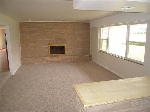 3rd image of 5720 Barnsley Pl