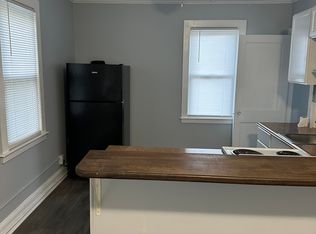 218 State St #A, Northampton, MA 01060