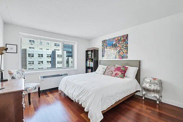 Sold by Compass | media 5