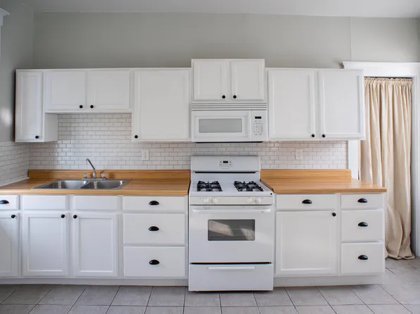 59 W Donegal St, Mount Joy, PA 17552