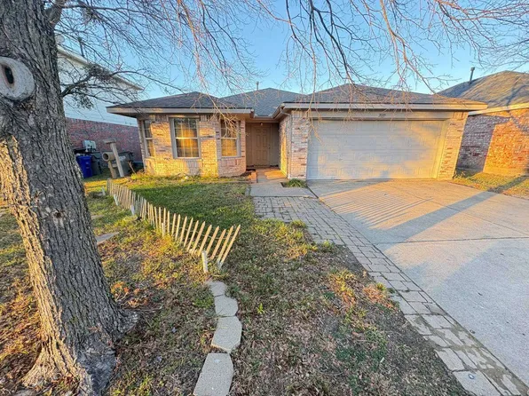 2009 Brook Meadow Dr, Forney, TX 75126