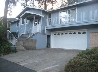 460 Conestoga Dr, Jacksonville, OR 97530