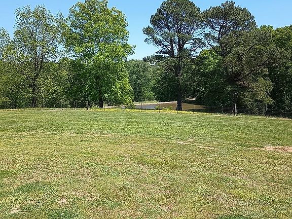 3rd image of 2158 Barlow Rd