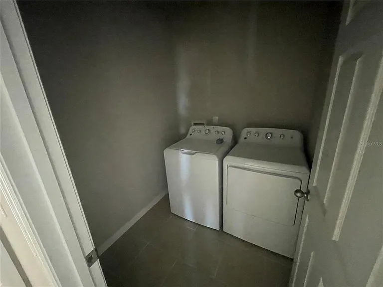 3212 Weitzel Dr — Photo 9