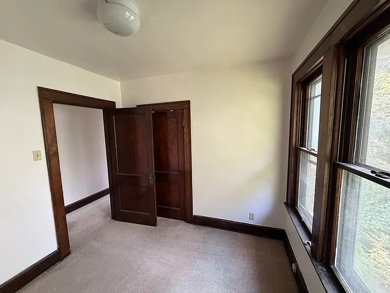789 Ebner St — Photo 17