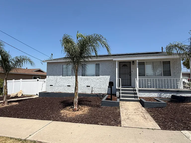 4830 Solola Ave #A — Photo 3