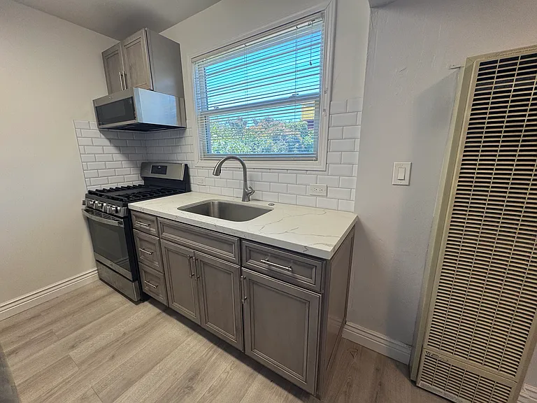 336 Lincoln Ave #B — Photo 8
