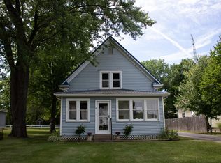 5832 Saint Joseph Ave, Stevensville, MI 49127