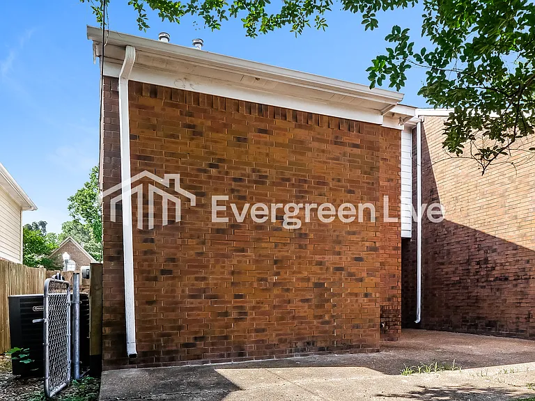 8260 Cedar Chest Dr — Photo 14