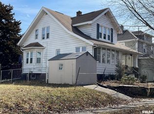 1838 2nd St, Moline, IL 61265