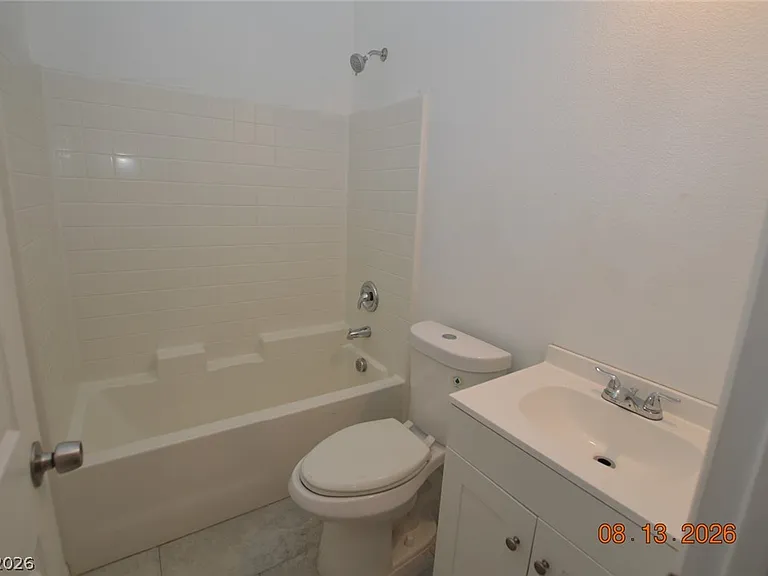 1840 Princeton St — Photo 16