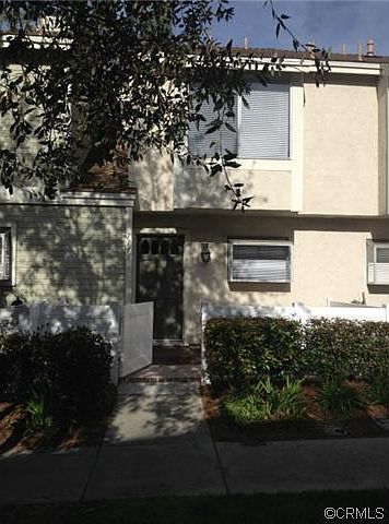 1st image of 111 Dogwood Ln
