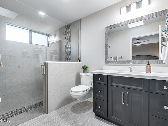 5th image of 11113 W BOSWELL Boulevard