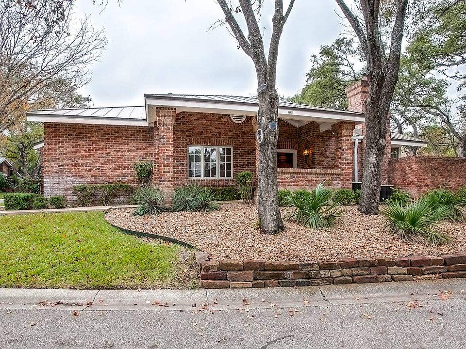 1st image of 51 Villa Jardin