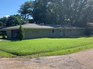 401 Demoncherveaux Blvd, Ville Platte, LA 70586