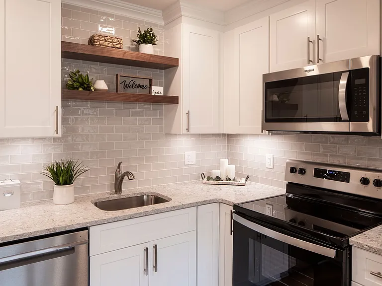 The Parkview at Polifly: In-Unit Washer & Dryer, Heat and Water Included, and Cat & Dog Friendly — Photo 26