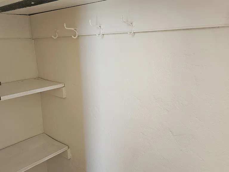 335 E Market St #2 — Photo 10