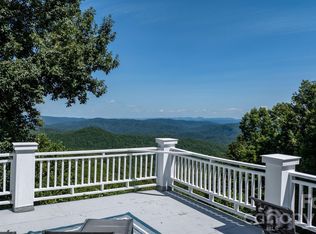 308 Flat Mountain Rd, Lenoir, NC 28645