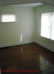 5th image of 31 N Delmar Ave