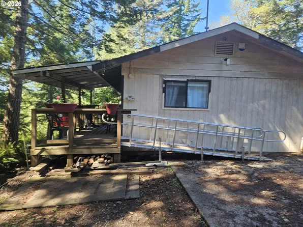 94629 Carlson Heights Ln, North Bend, OR 97459