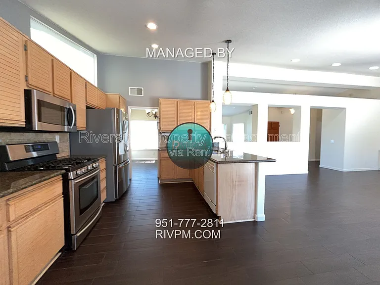 2784 W Via Bello Dr — Photo 5