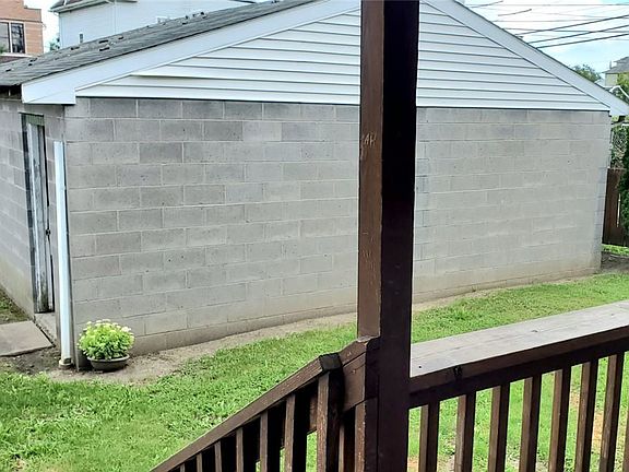 5th image of 1407 Ridge Ave