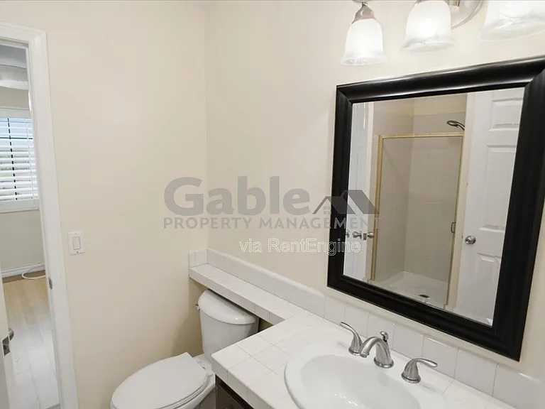 25344 Irving Ln — Photo 10