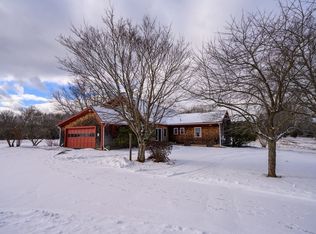 89 Potwine Ln, Amherst, MA 01002