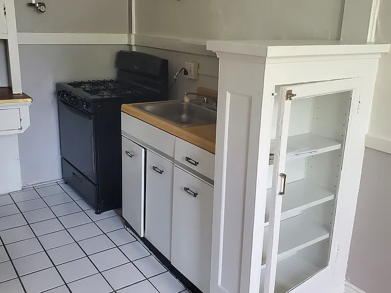 327 N Taylor Ave #304 — Photo 6