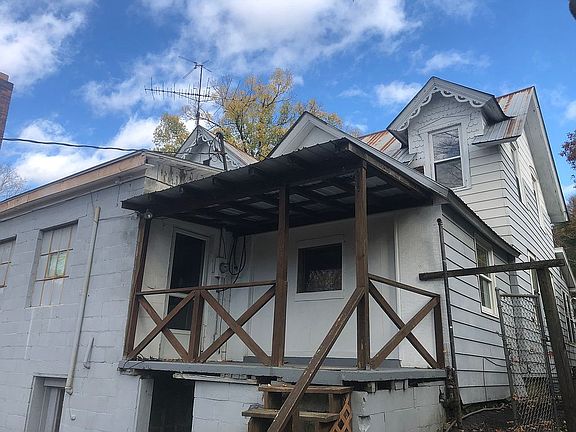 4th image of 199 Lake Ave