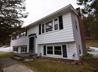 395 Content Farm Rd, Cambridge, NY 12816