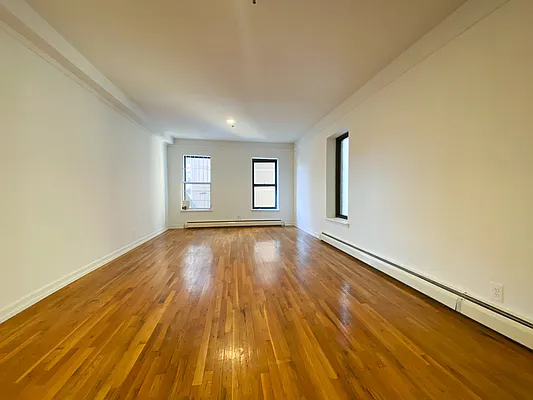 Rented by MAPT Residential LLC | media 4