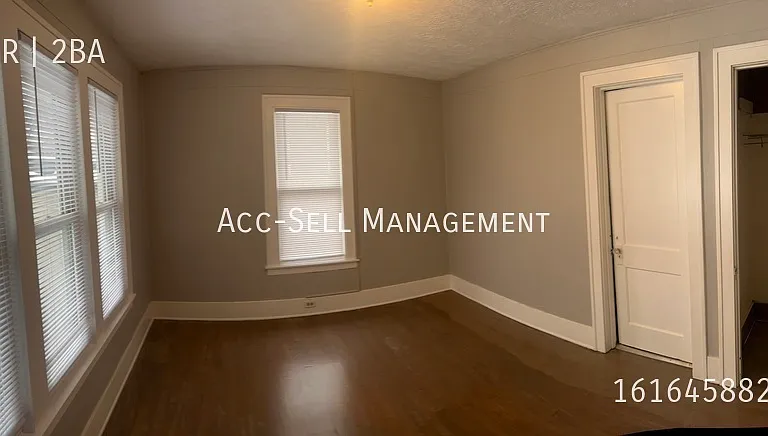401 Fernando St NE — Photo 8