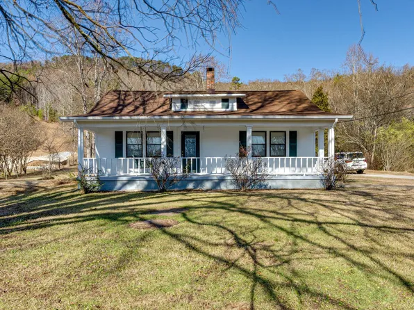 9113 Springfield Rd, Soddy Daisy, TN 37379