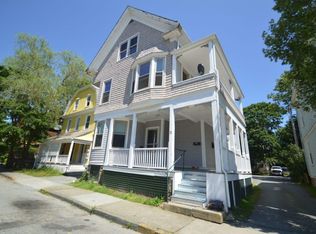 11 Lincoln St #1, Newport, RI 02840