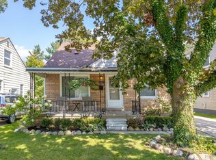 708 Hudson Ave, Clawson, MI 48017