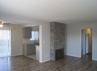 7761 Glencoe Dr APT 2, Huntington Beach, CA 92647