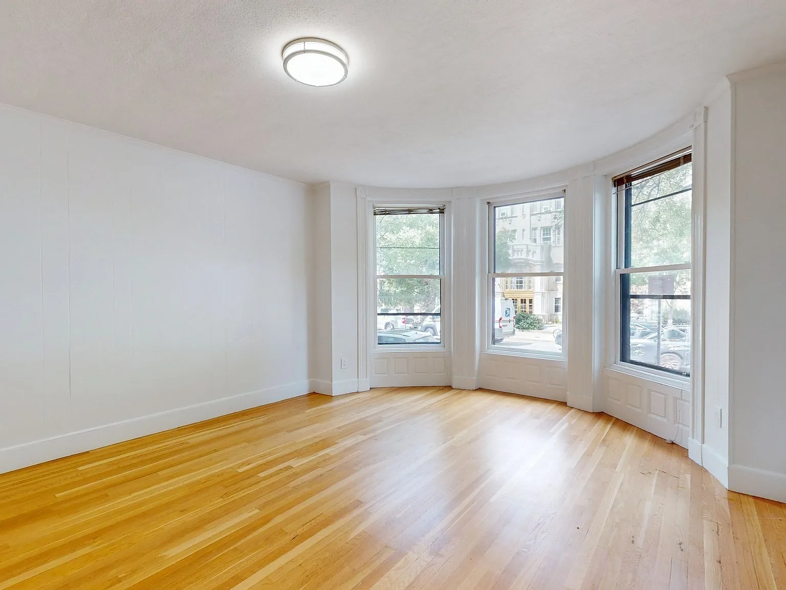 Studio, 1.0 bath, 450 sqft, $2,585 — Photo 3