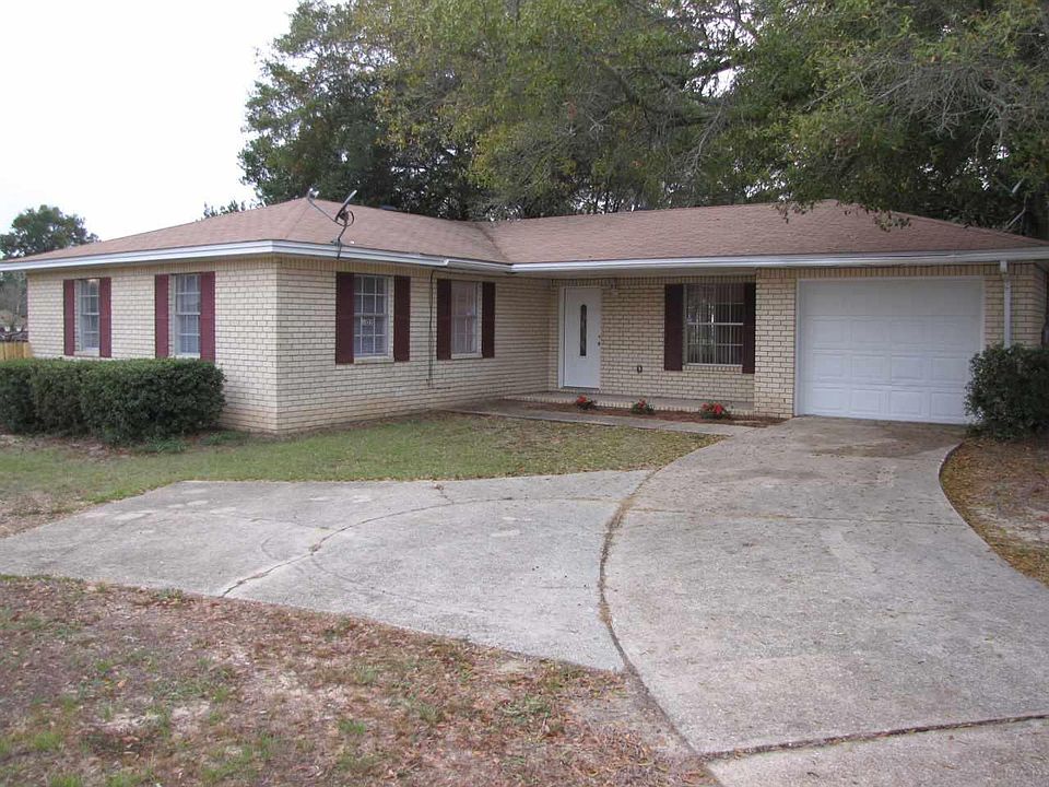 1st image of 105 Teakwood Dr