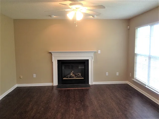 12627 Waterfall Pl — Photo 7