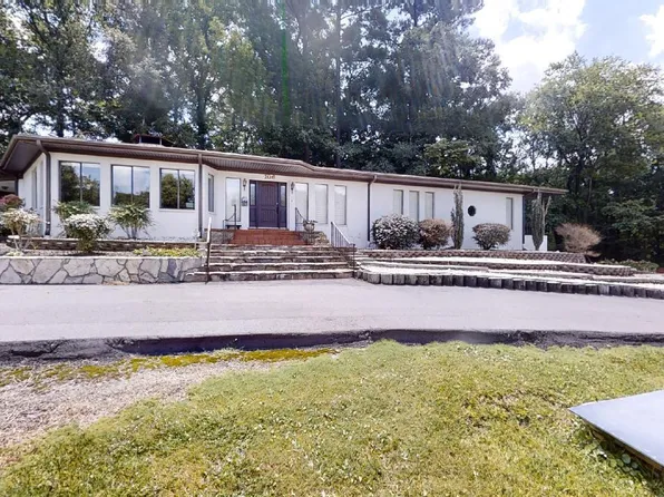 106 Courtland Drive, Jacksonville, NC 28546